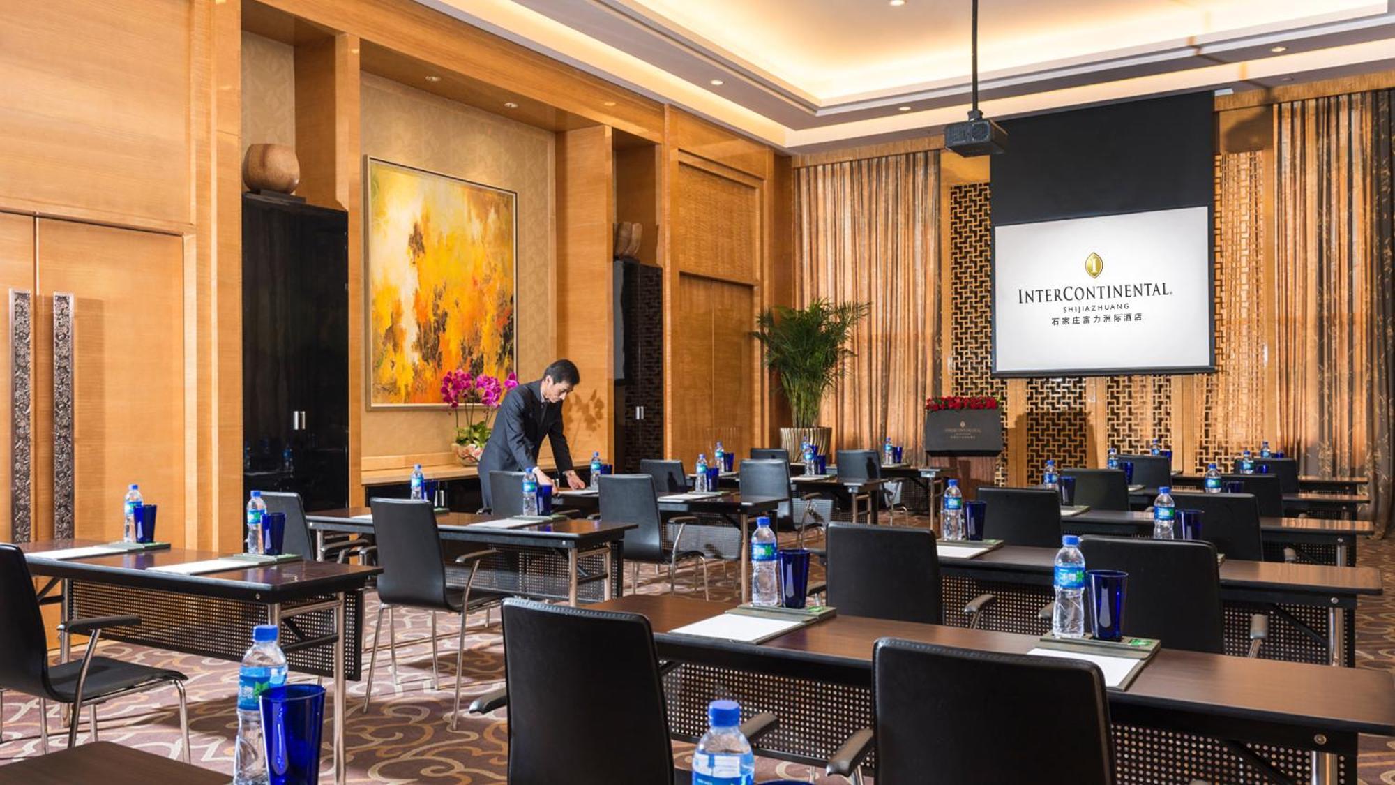Intercontinental Shijiazhuang By Ihg Hotel Exterior photo